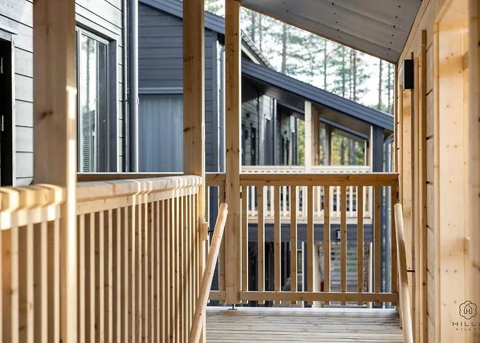 Levin Lyhty Bea For 3 Guests And Bella For 6 Guests By Hilla * レヴィ